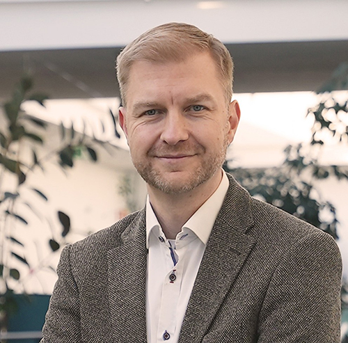 Headshot of Martin Winter, Director, Power Systems, E/E SW & HW